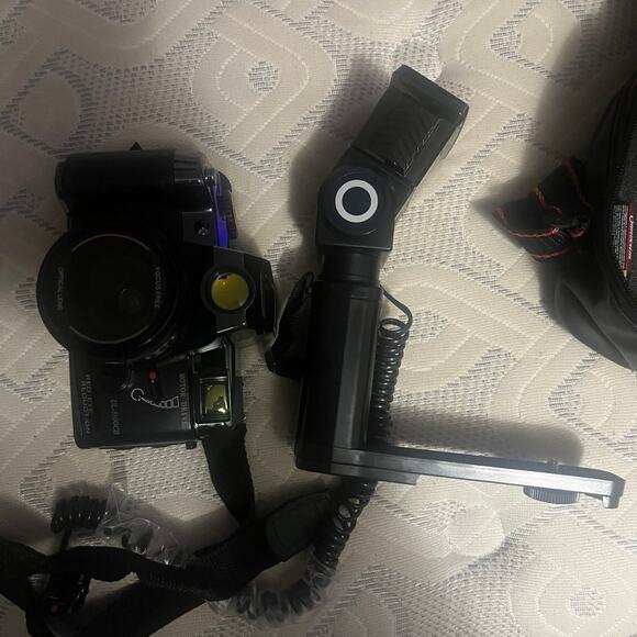 Canon UL-3100CB Film Camera with Accessories Flash Untested EUC - Picture 3 of 4